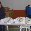 L’Ajuntament distribuïx 80 bosses de menjar entre les famílies més necessitades del poble.