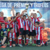 El equipo Alevín de fútbol recibió el viernes la copa de Campeón de liga
