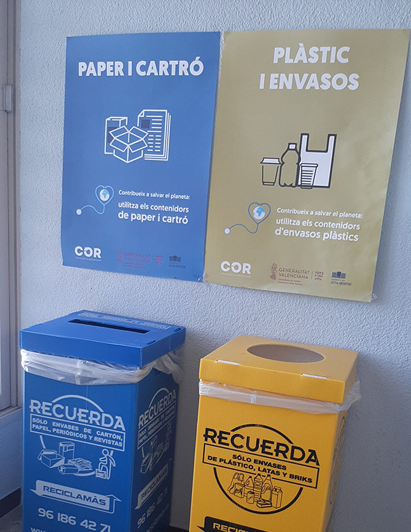 CONTENIDORS RECICLATGE HOSPITAL XATIVA (002)